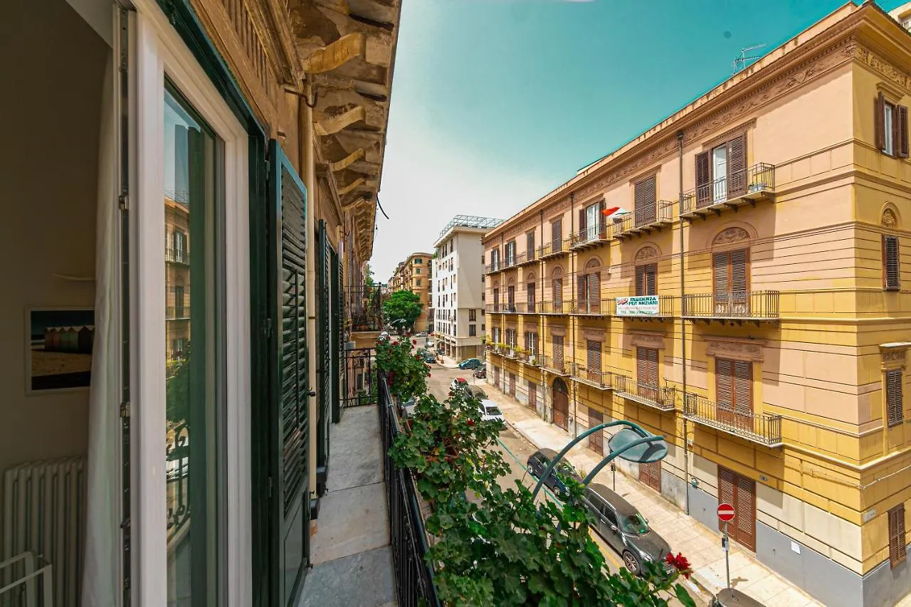 La Home42 Suite Palermo 0*,  Włochy